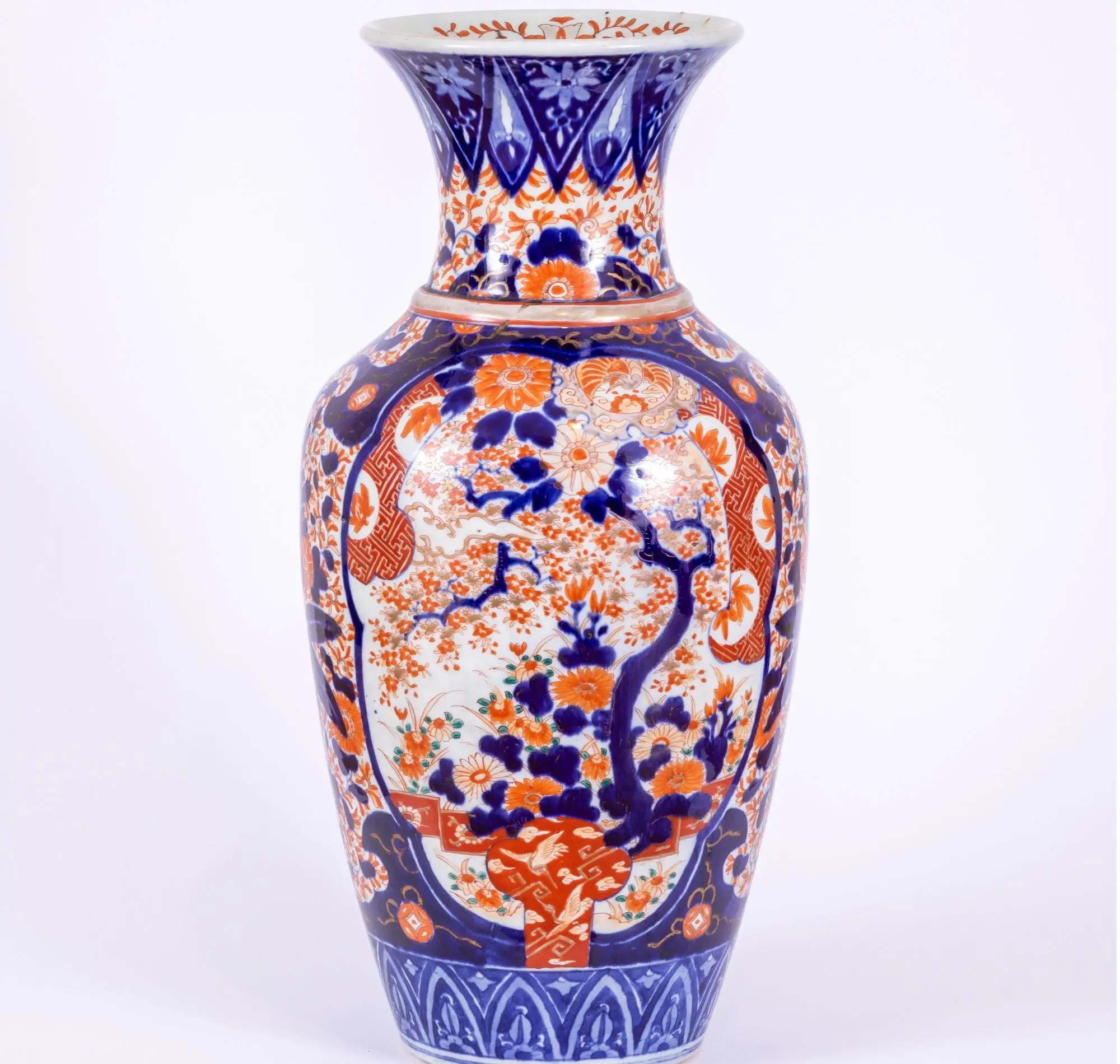 Čínská váza z 18. století