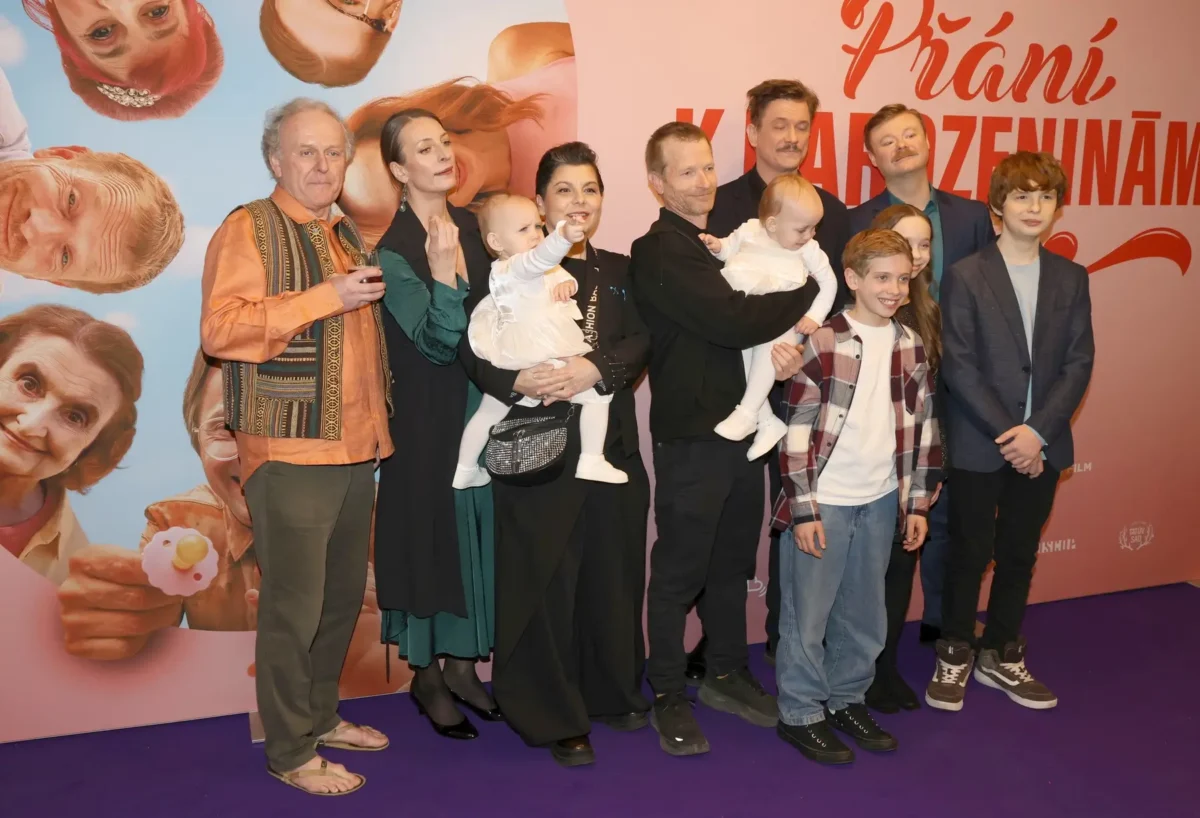 Herecké obsazení filmu Přání k narozeninám: Křtiny