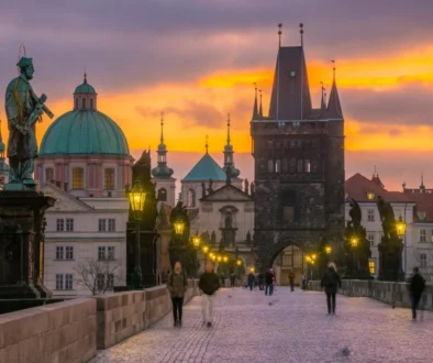 Kouzelný Karlův most je jedno z našich nej. Zdroj: Shutterstock