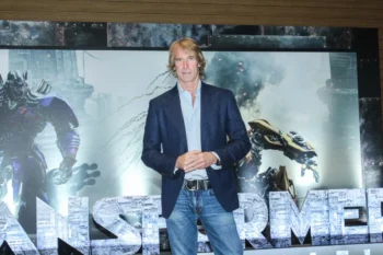 Režisér Michael Bay.