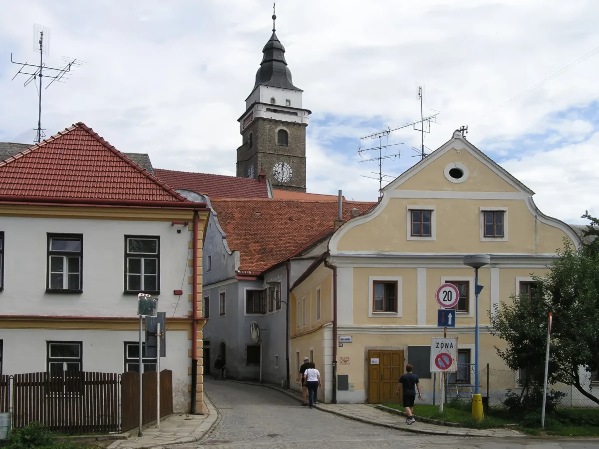 Domy ve Slavonicích