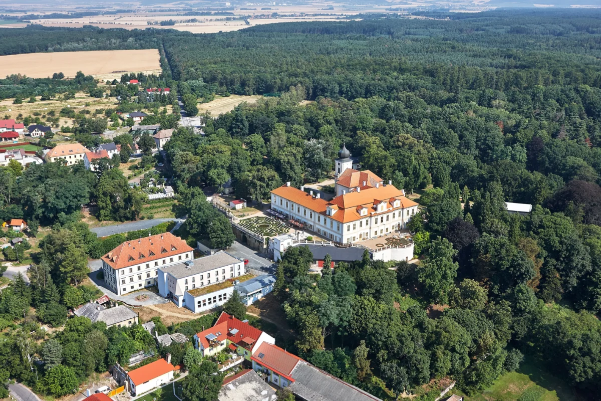 zámek Loučeň