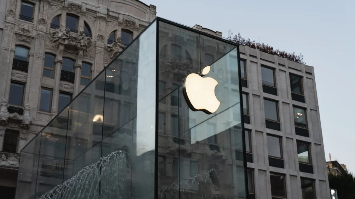 shutterstock_2682271821-2