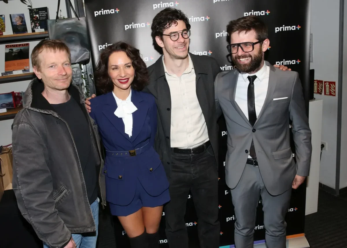 Herci seriálu Pod hladinou