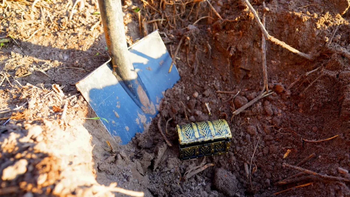 Vykopávání pokladnice