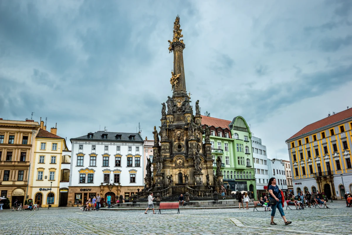 shutterstock_2523992421-2 | TVGURU.cz Náměstí v Olomouci
