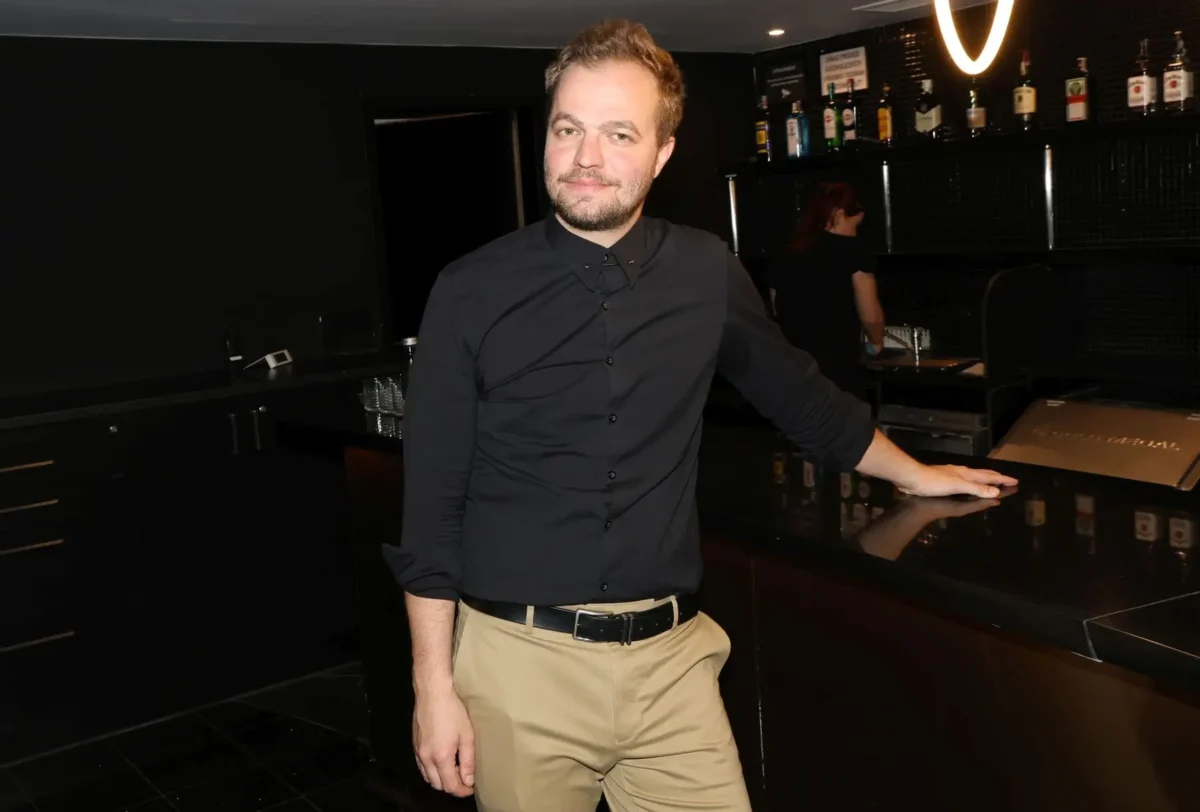 Herec Tomáš Havlínek, cenami ověnčený, bulvárem však proslavený spíše pro svůj soukromý život. Zdroj: Profimedia