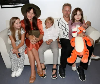 Tomáš Klus s rodinou.