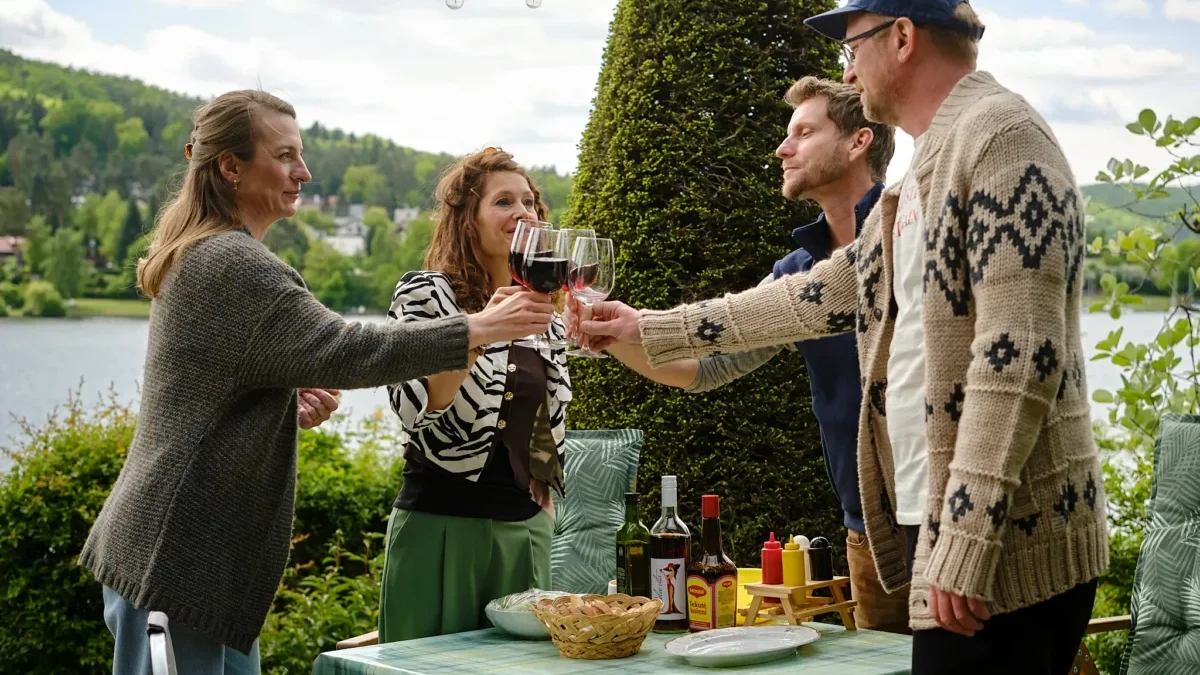 nová komedie Něco za něco