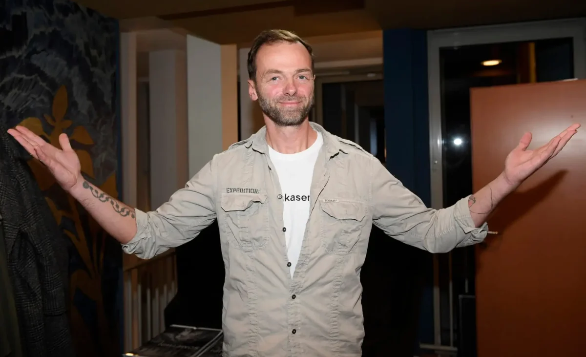 Lukáš Langmajer má starosti. Zdroj: Profimedia | TVGURU.cz Lukáš Langmajer má starosti. Zdroj: Profimedia