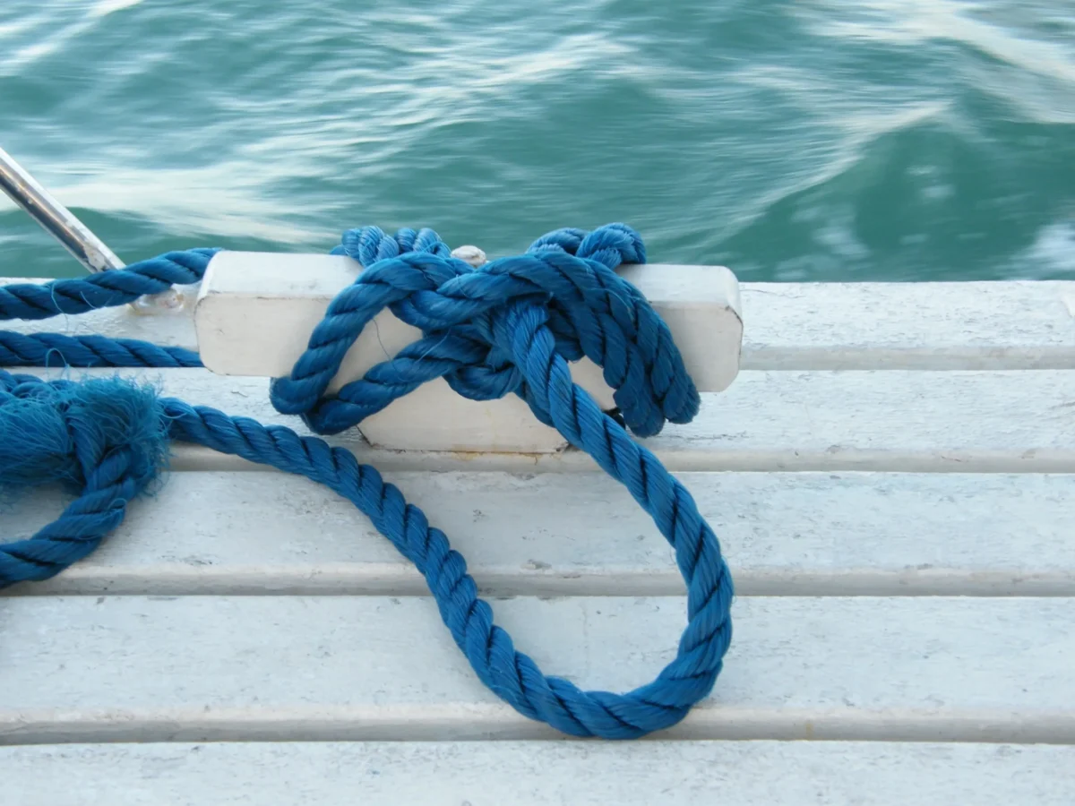 námořnický uzel na molu