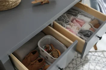 A co vaše šuplíky? Nejsou v nich cetky, z nichž by se mohl vyklubat poklad?