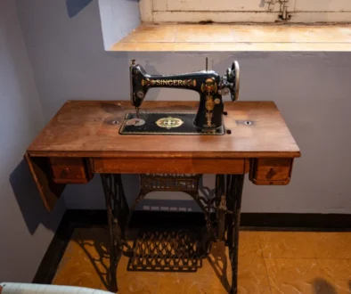 Starý šicí stroj