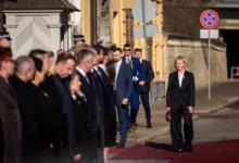 Uvítací ceremoniál prezidenta České republiky a první dámy.
