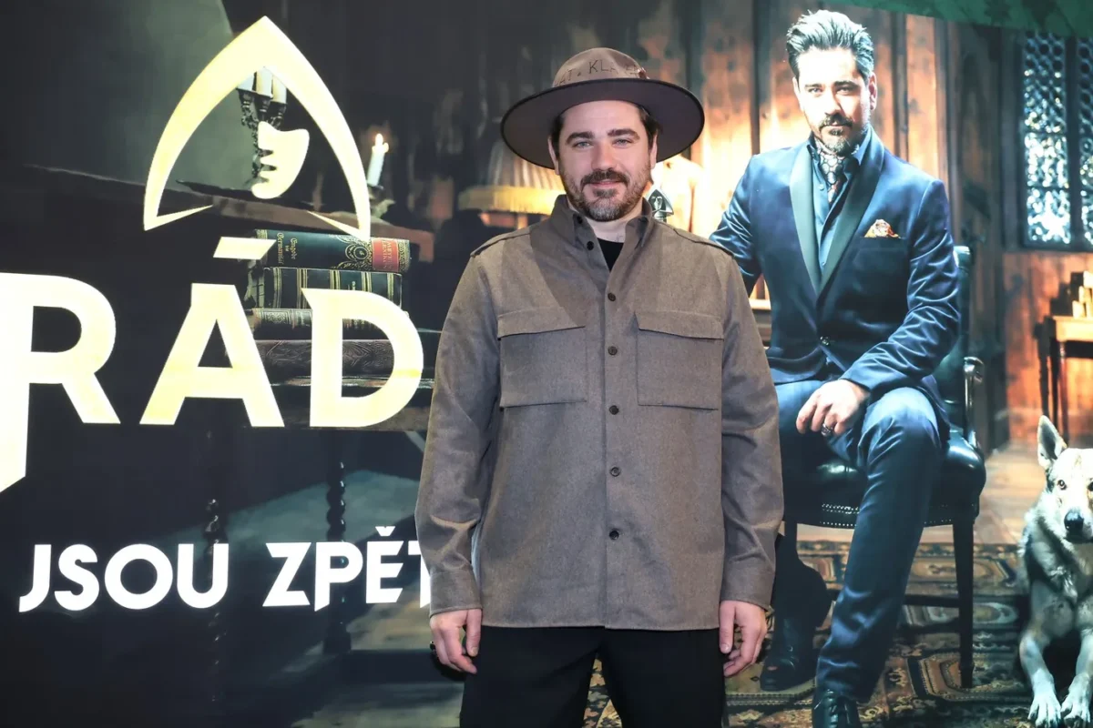 moderátor Vojta Kotek