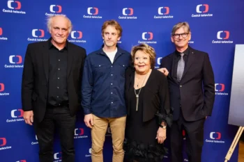 Čeští herci, režisér a scenárista.