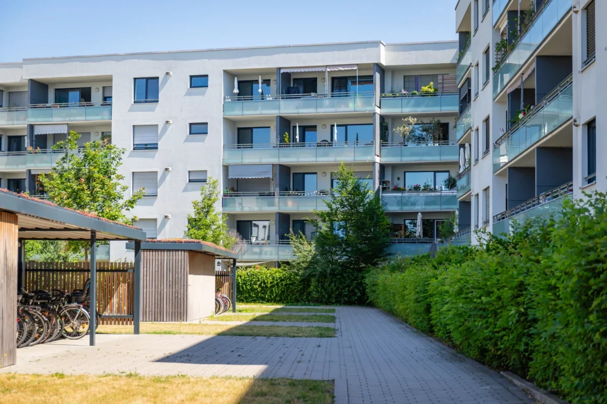 Moderní panelákový dům