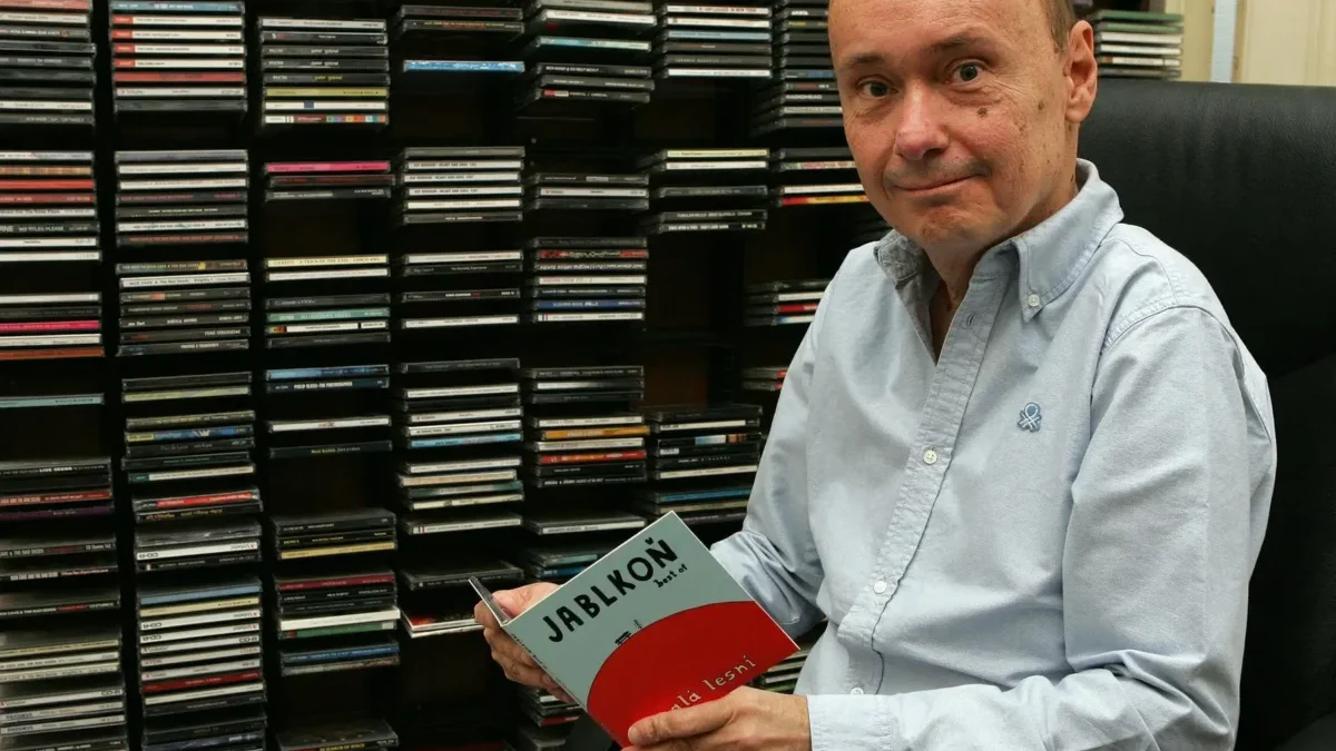 Vydavatel Miloš Gruber.