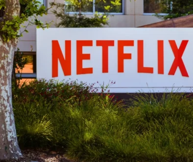 Netflix logo na ceduli