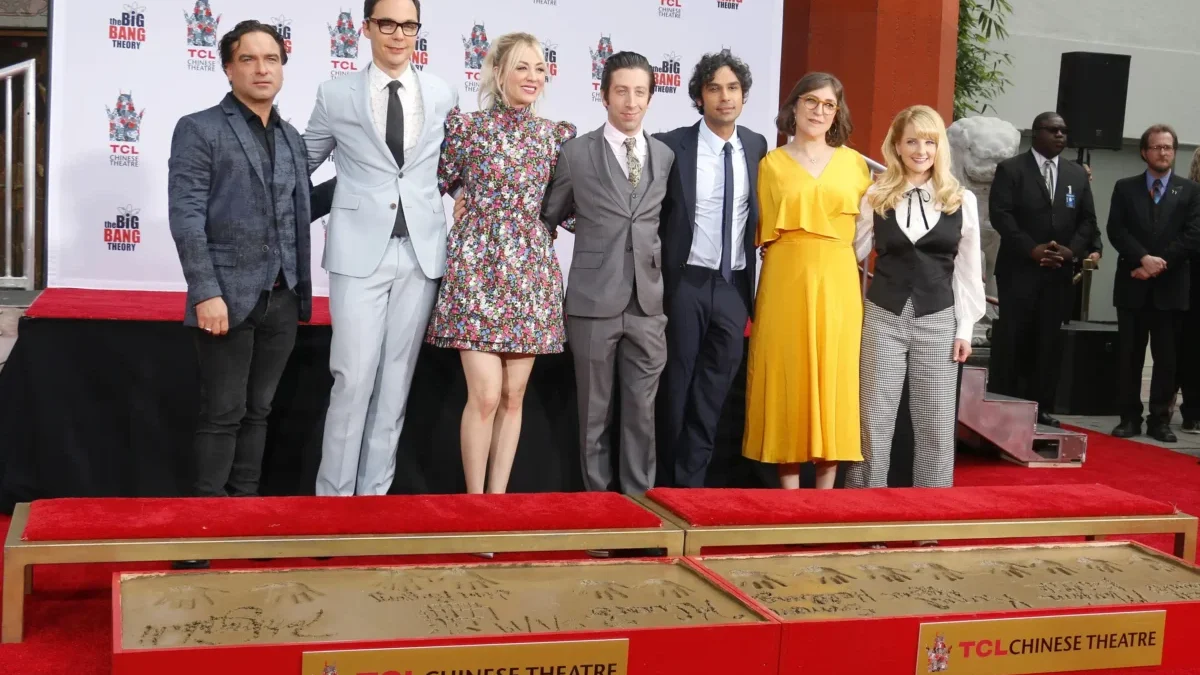 Herci ze seriálu Teorie velkého třesku.