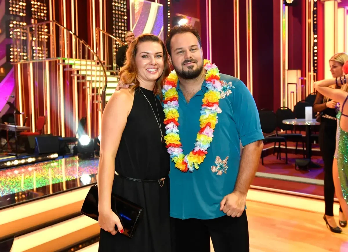 Xindl X ve Stardance