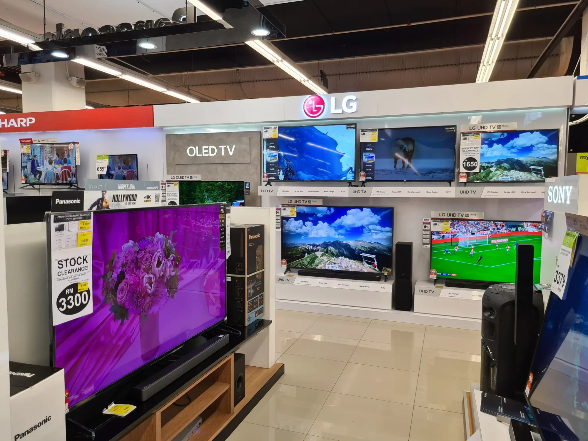 obchod s elektronikou