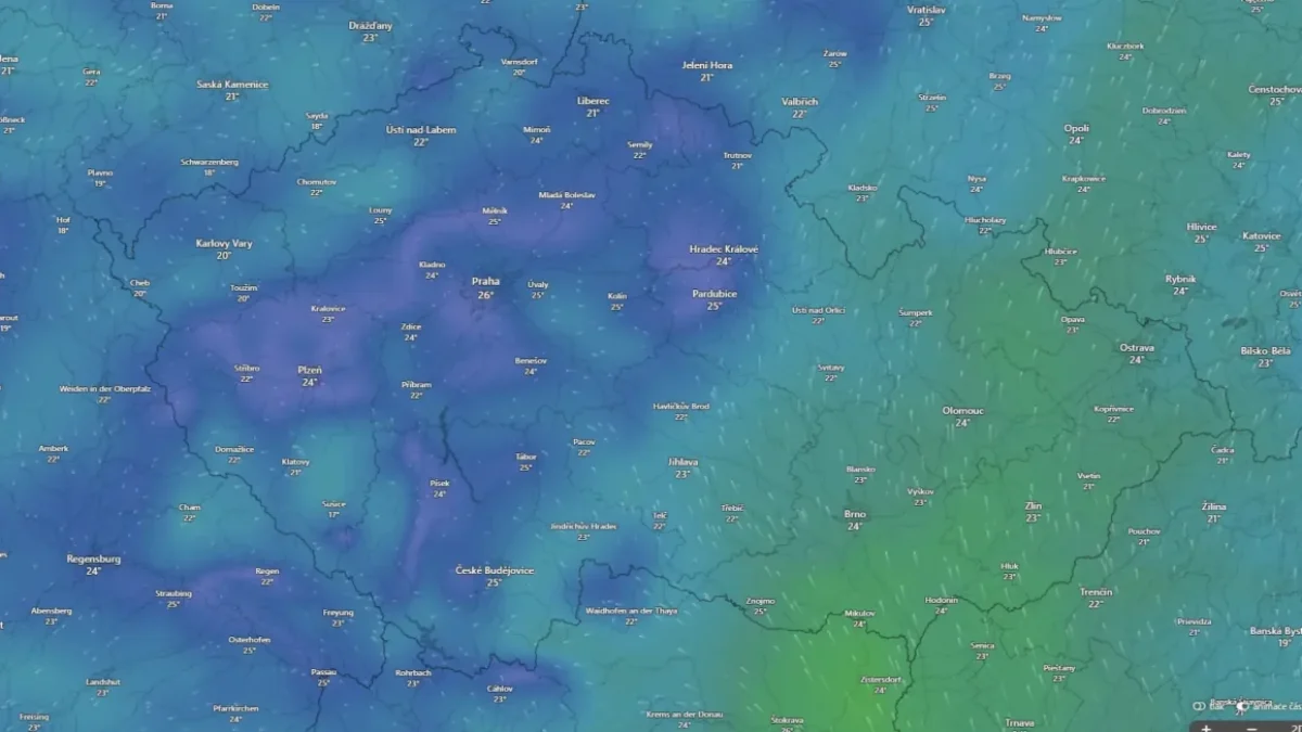 Color-coded temperature map of Central Europe focusing on the Czech Republic, showing city temps in °C; blues indicate cooler areas, greens warmer regions like the east.