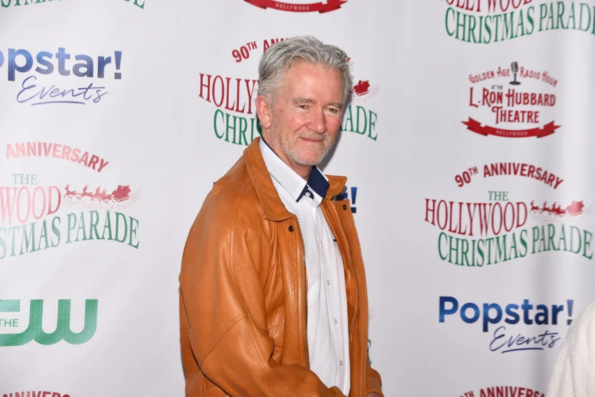 Patrick Duffy se culí.