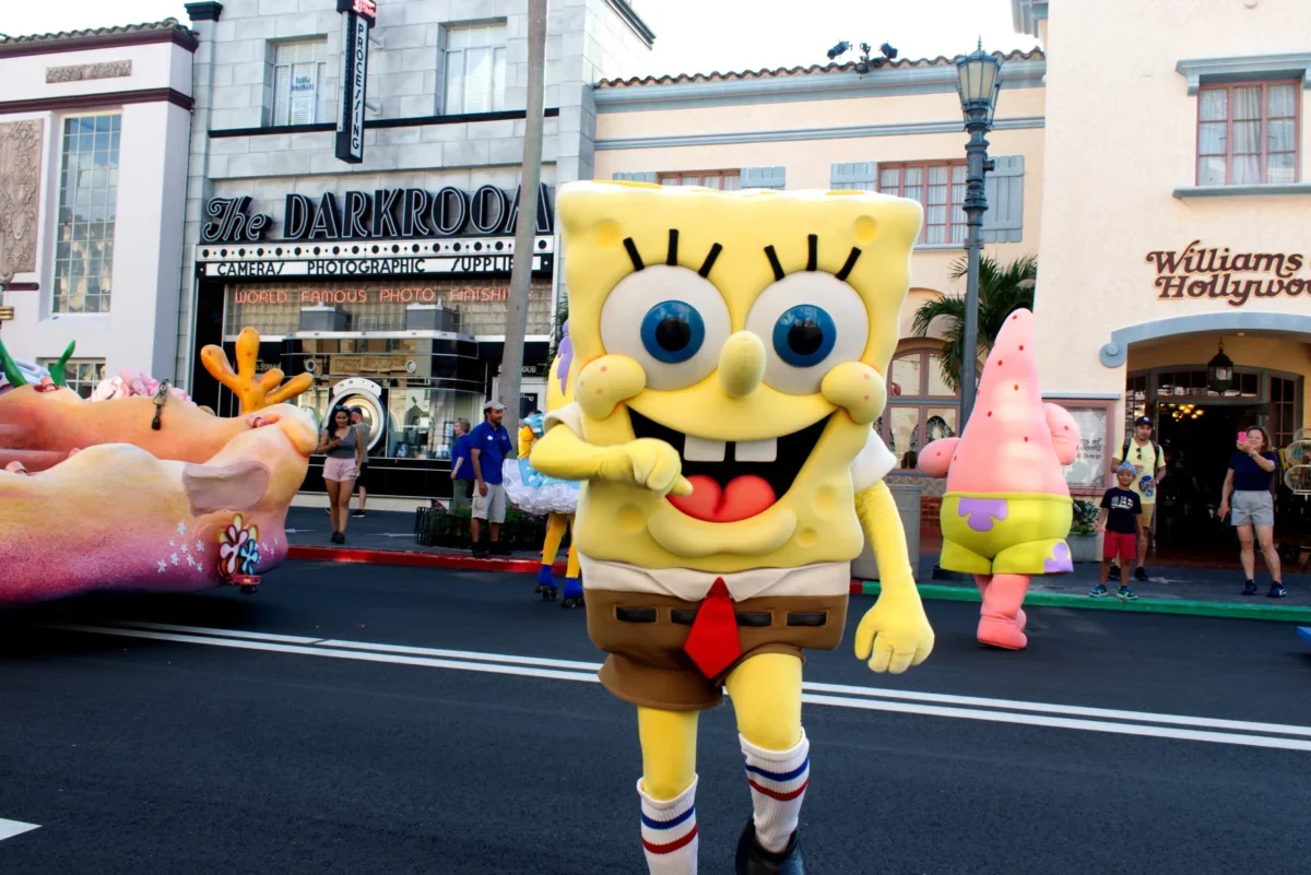 SpongeBob v ulicích.