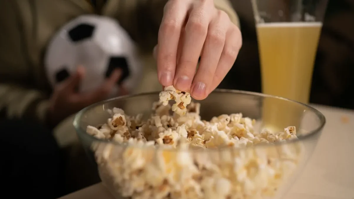 popcorn u televize