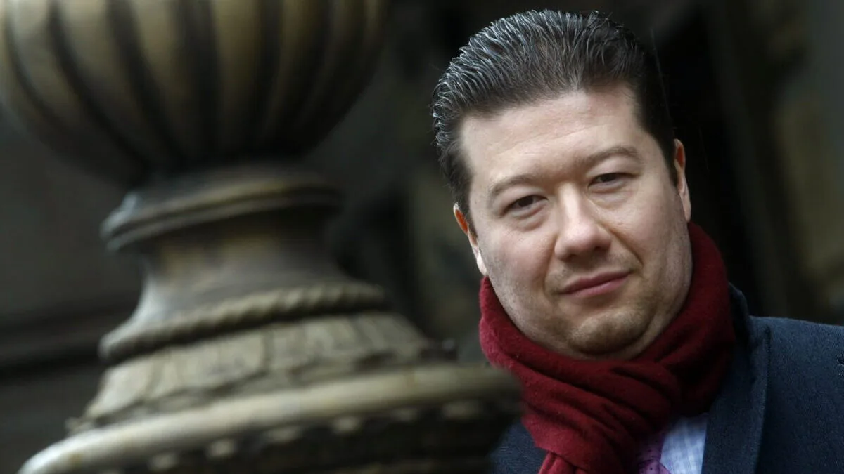 tomio okamura