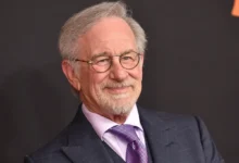 Steven Spielberg se culí.