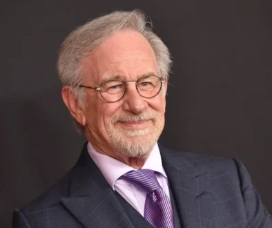 Steven Spielberg se culí.