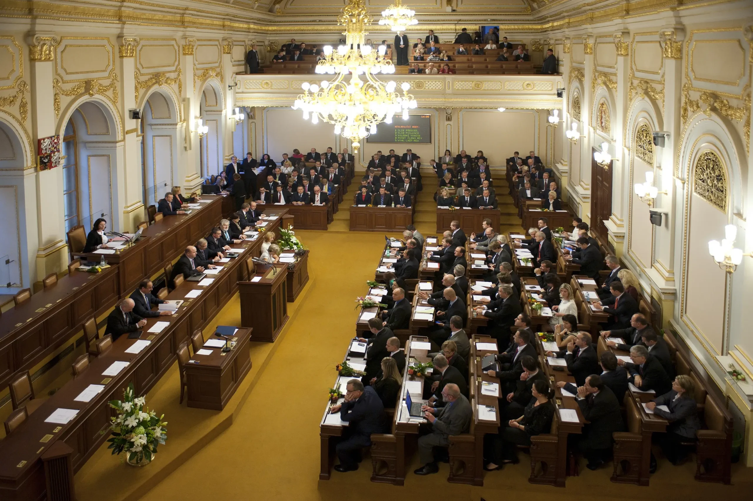 Poslanci v Poslanecké sněmovně