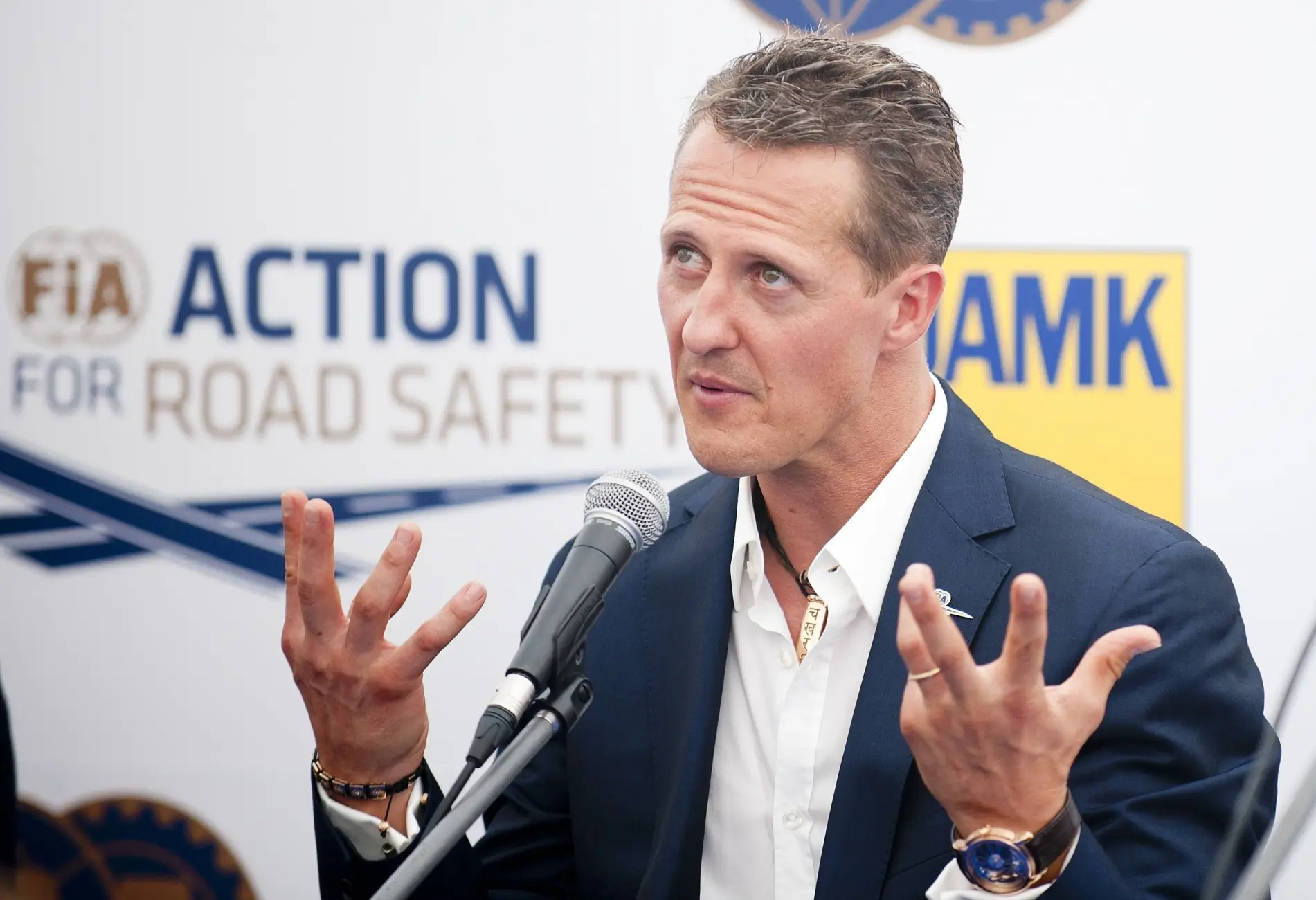 Shutterstock_155596442 | TVGURU.cz Michael Schumacher mluví.