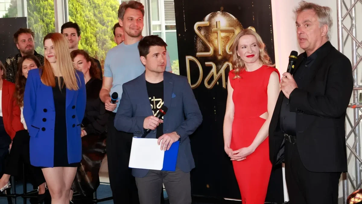 Soutěžící taneční show StarDance