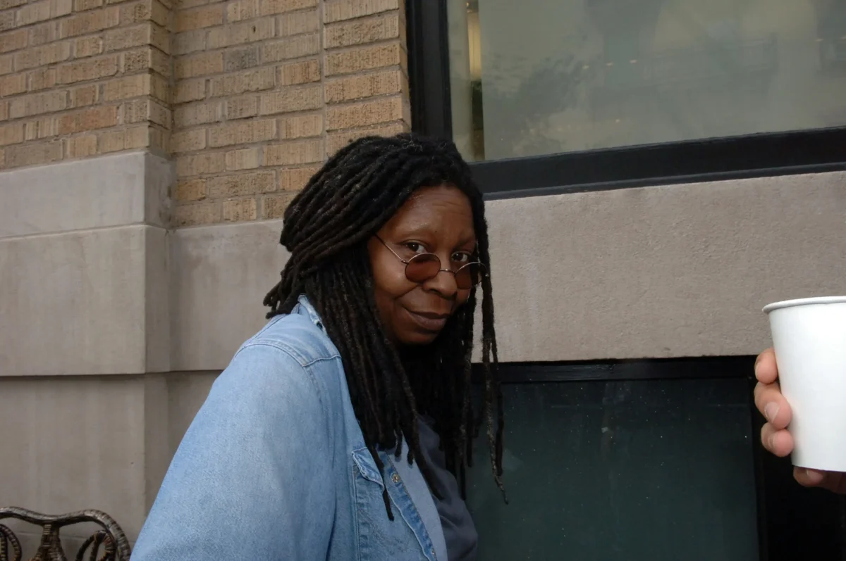 shutterstock_2117633720 | TVGURU.cz Whoopi Goldberg