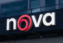 Nápis Nova