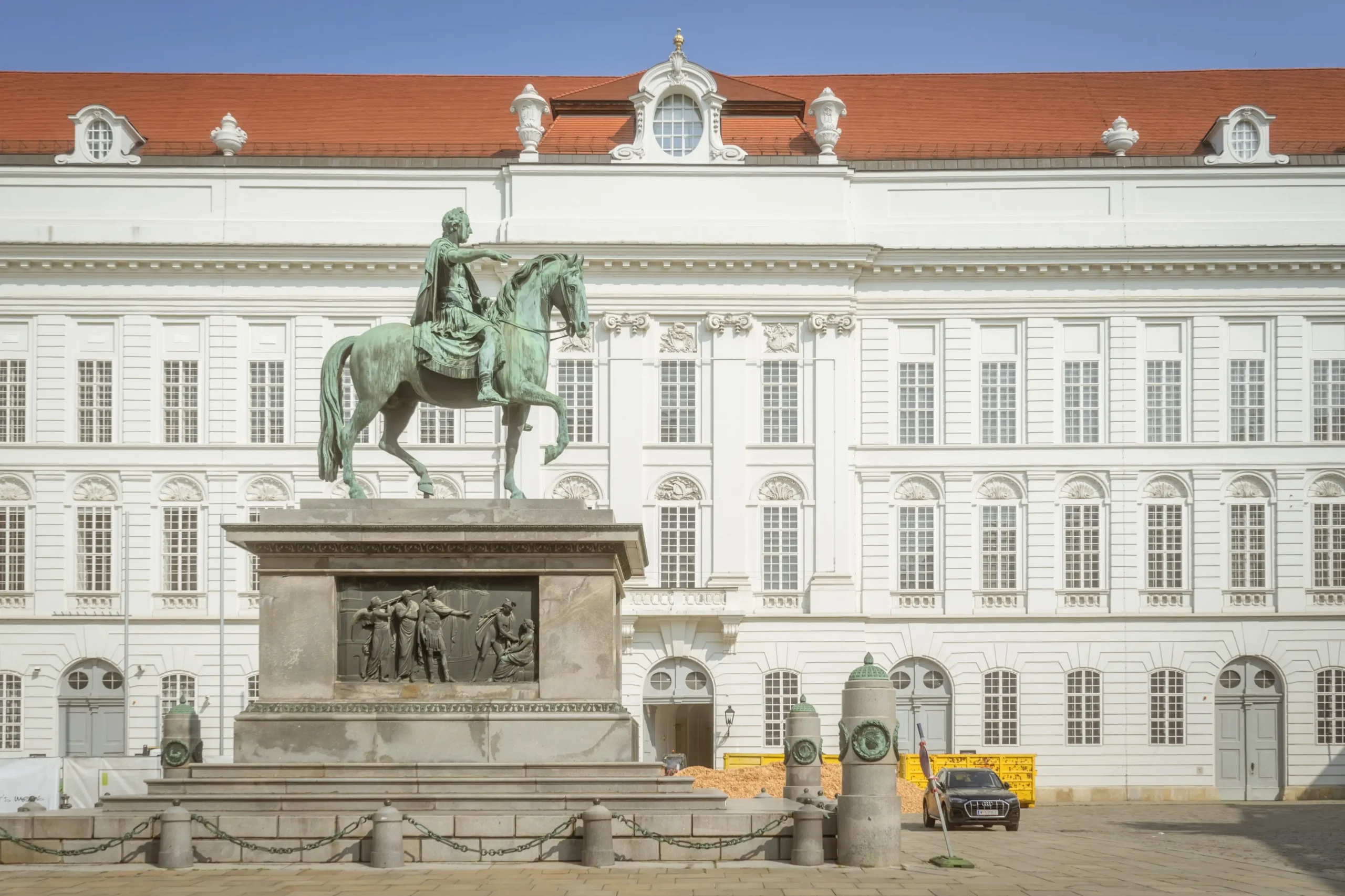 shutterstock_2428859081-2 | TVGURU.cz Socha Josefa II. ve Vídni