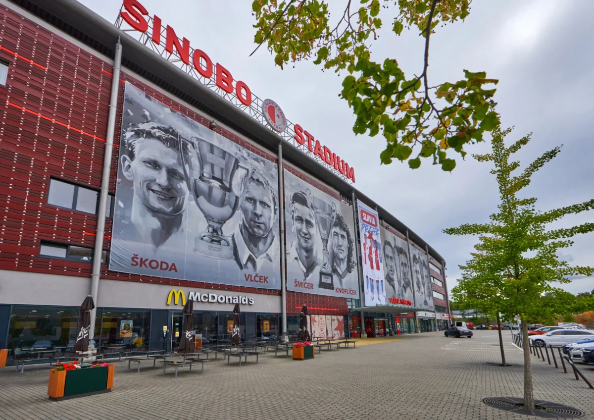 shutterstock_2058516962-2-2 | TVGURU.cz Slavistický stadion v Praze