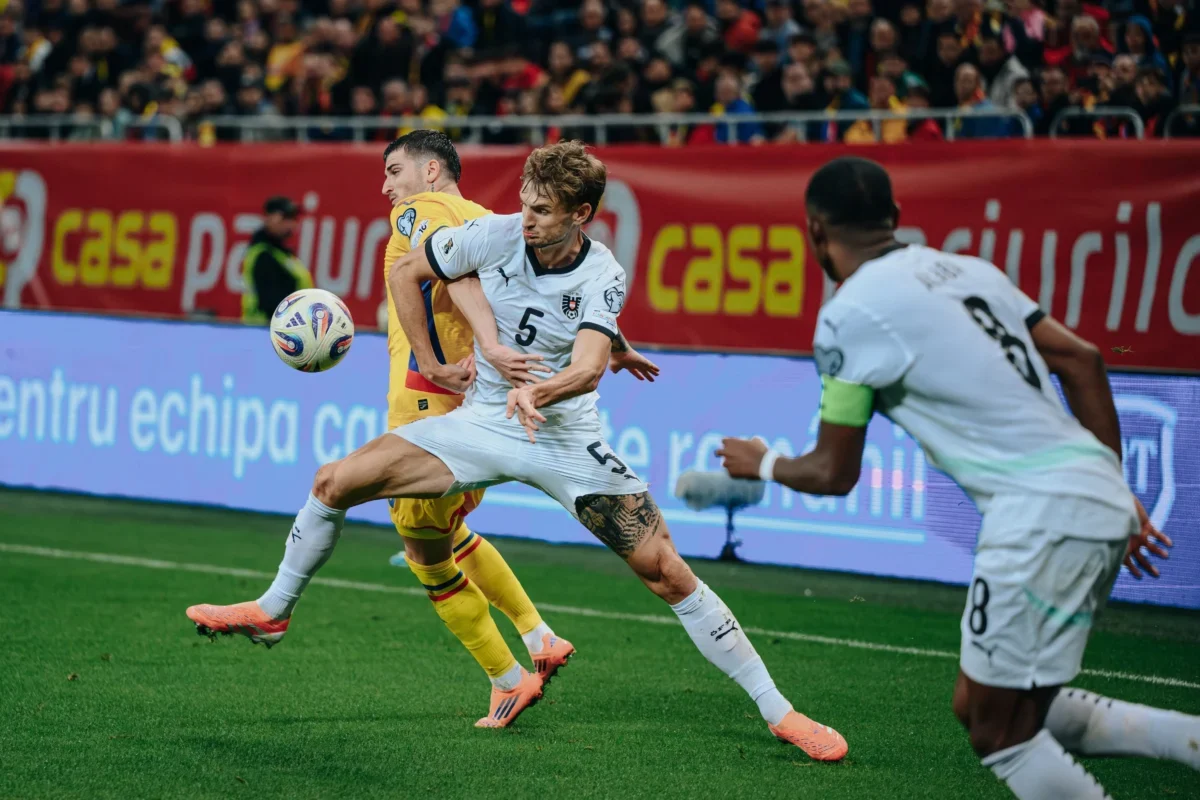 Posch Stefan hraje fotbal.