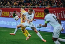 Posch Stefan hraje fotbal.