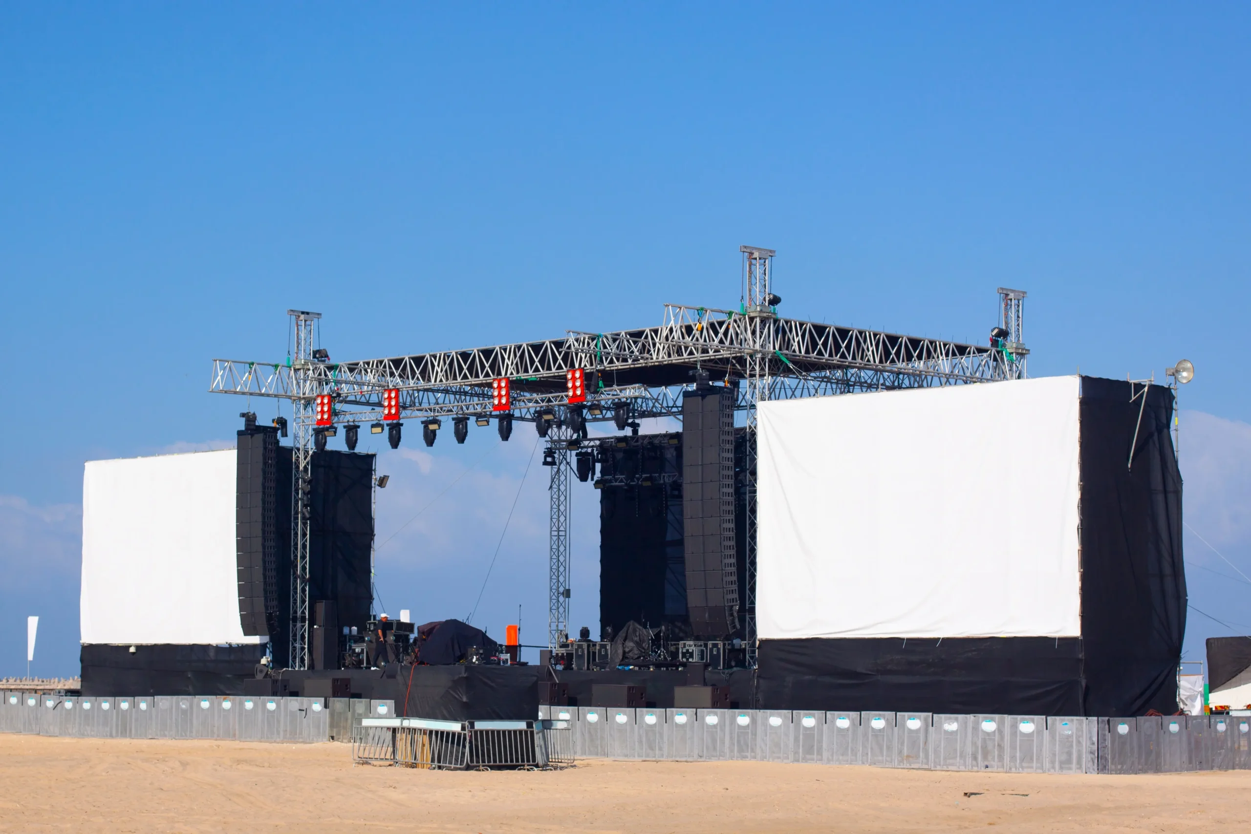 festivalová stage | TVGURU.cz Promítací plátna na festivalu