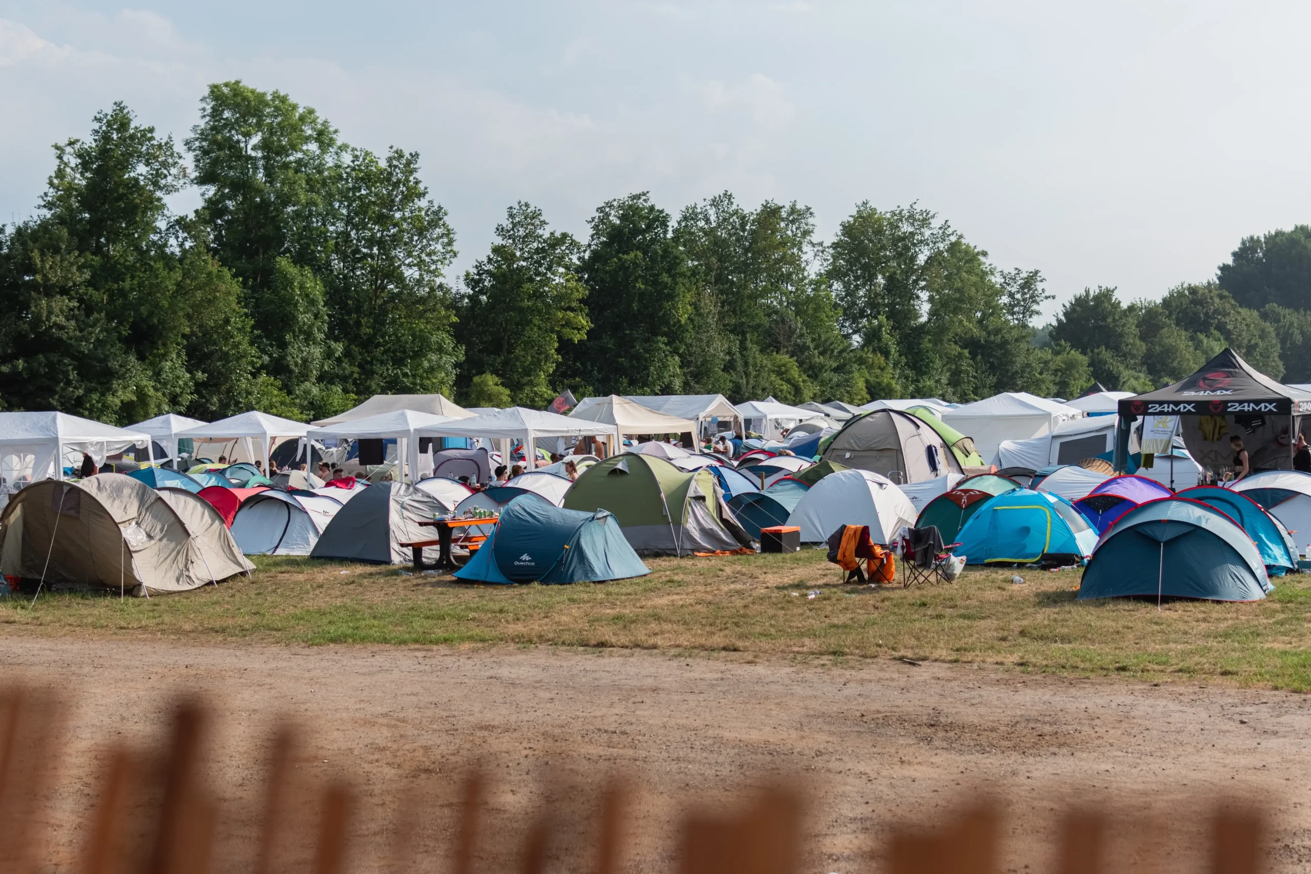 Spousta stanů na festivalu