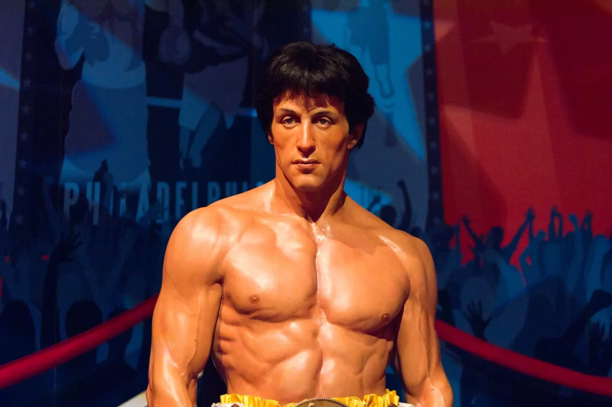 shutterstock_333692258-2 | TVGURU.cz Rocky Balboa jako vosková figurína