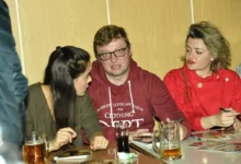 Herci seriálu Most!