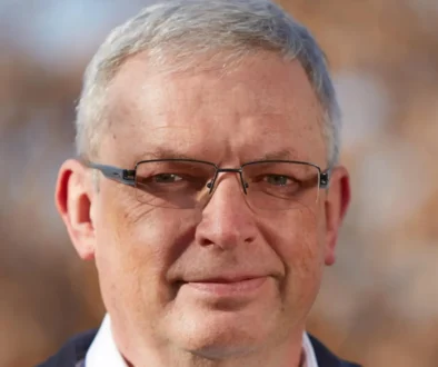 Senátor David Smoljak