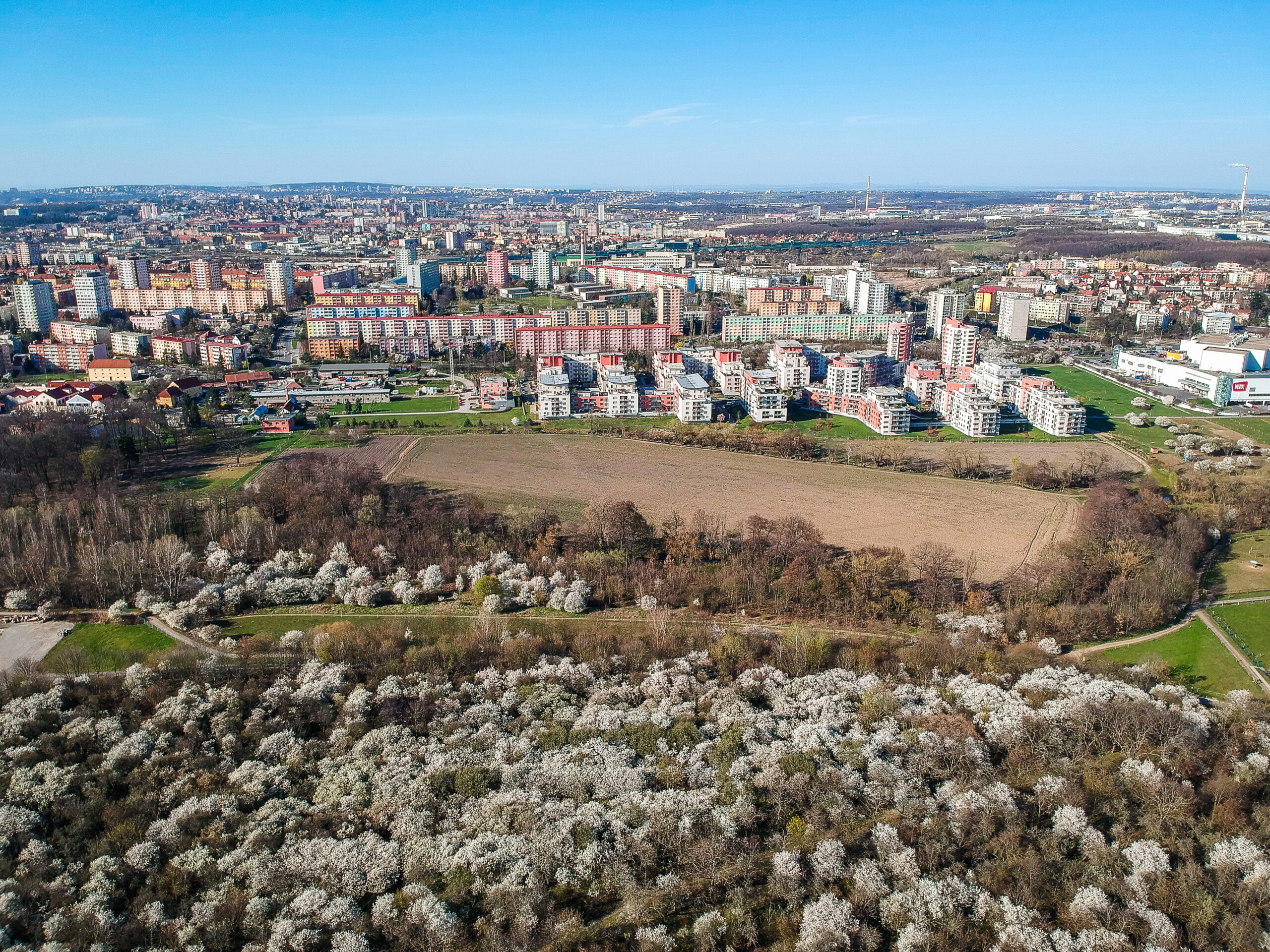 AerialViewOfHostivarAreaInPrague | TVGURU.cz Praha Hostivař