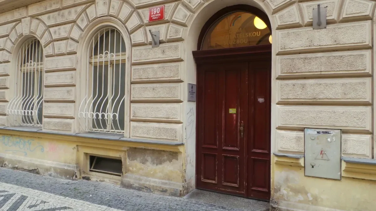 Dům s pečovatelskou službou.