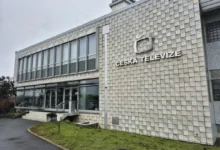 dům s logem Česká televize